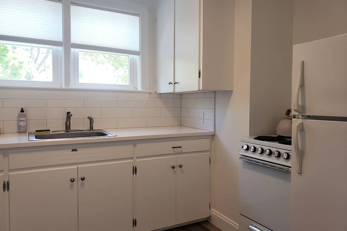 king apartment | private kitchen | mini-fridge, microwave