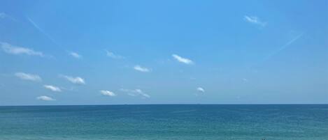 Penthouse 2 bedroom (AS-D) | Pemandangan pantai/laut