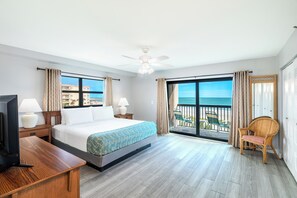 Laptop workspace, blackout curtains, iron/ironing board, free WiFi - All Seasons Vacation Resort by Liberte' (Madeira Beach)