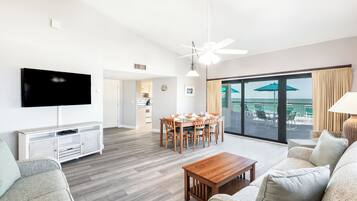 Penthouse 2 bedroom (AS-D) | Living area | 50-inch flat-screen TV with cable channels, TV