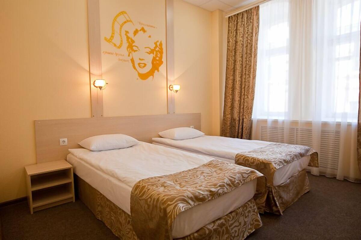 Chambre Standard Double ou avec lits jumeaux