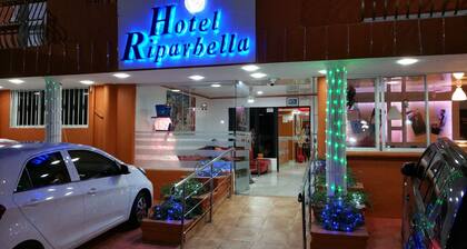 Hotel Riparbella