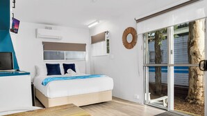 Bungalow Cabin (No Bathroom)