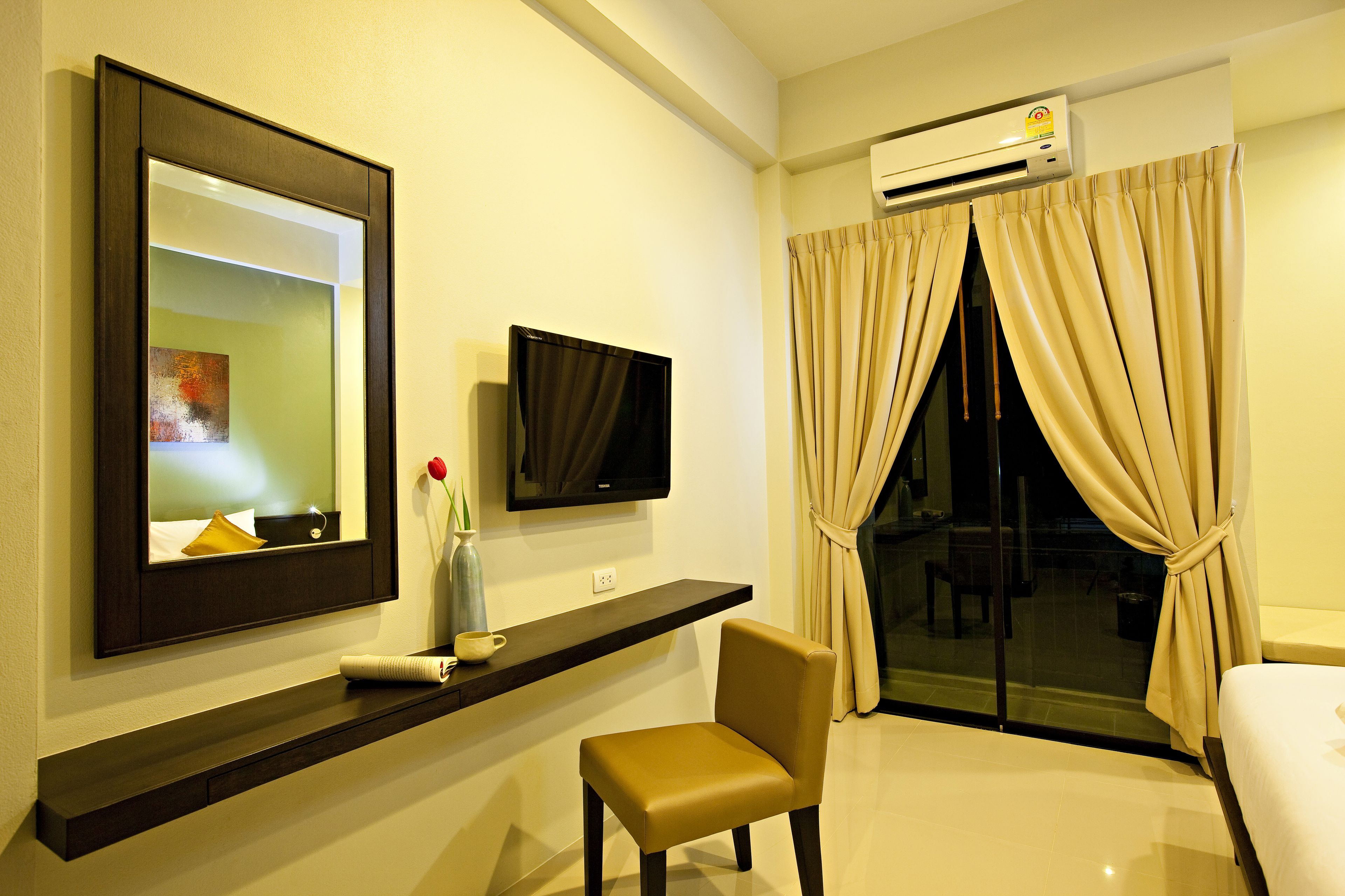 standard room | room amenity