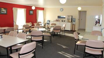 Desayuno continental incluido todos los días