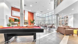Interior detail - Residence & Conference Centre - London (London)