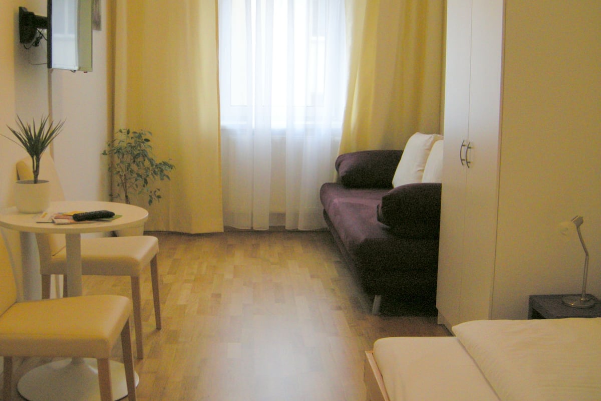 Apartment, Kitchenette | Living area