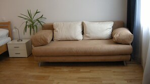Apartment, Kitchen | Living room | Flat-screen TV - Cityrooms Vienna (Vienna)