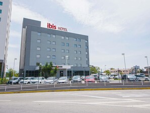 Exterior - Ibis Guaratinguetá Aparecida (Guaratingueta)