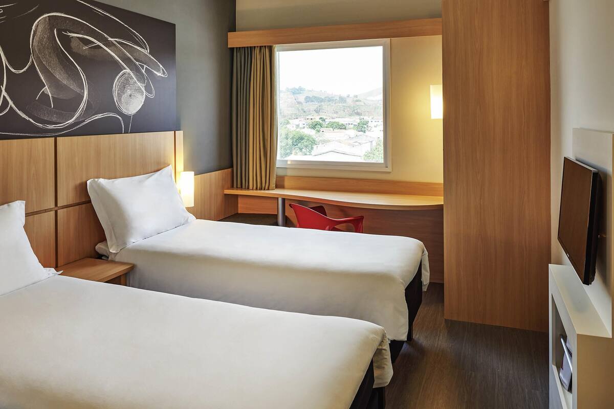 Standard Apartment, 2 Single Beds | Minibar, in-room safe, desk, blackout curtains