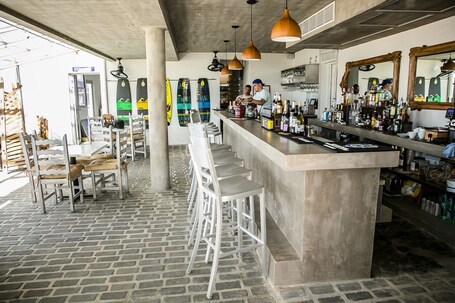 Numero Uno Beach House - Image 6