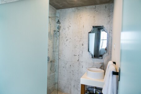 Numero Uno Beach House - Image 127