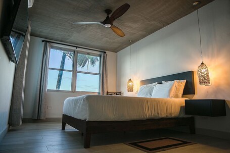 Numero Uno Beach House - Image 9