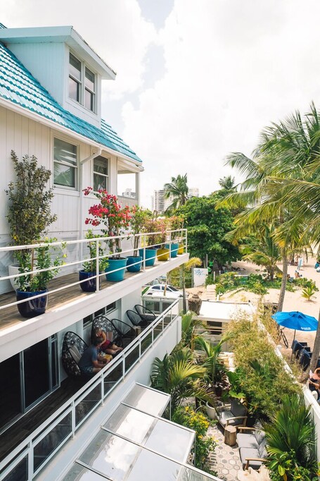 Numero Uno Beach House - Image 86