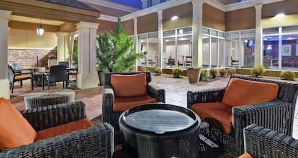 Hilton Garden Inn Fayettevile