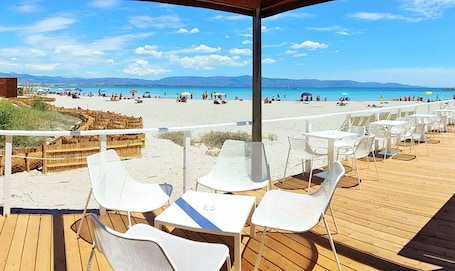 Bar (on property). Hotel Nautilus