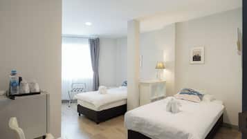 Standaard Twin kamer | 1 slaapkamer, een kluis op de kamer, een laptopwerkplek
