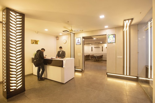 Airport Hotel Chanakya