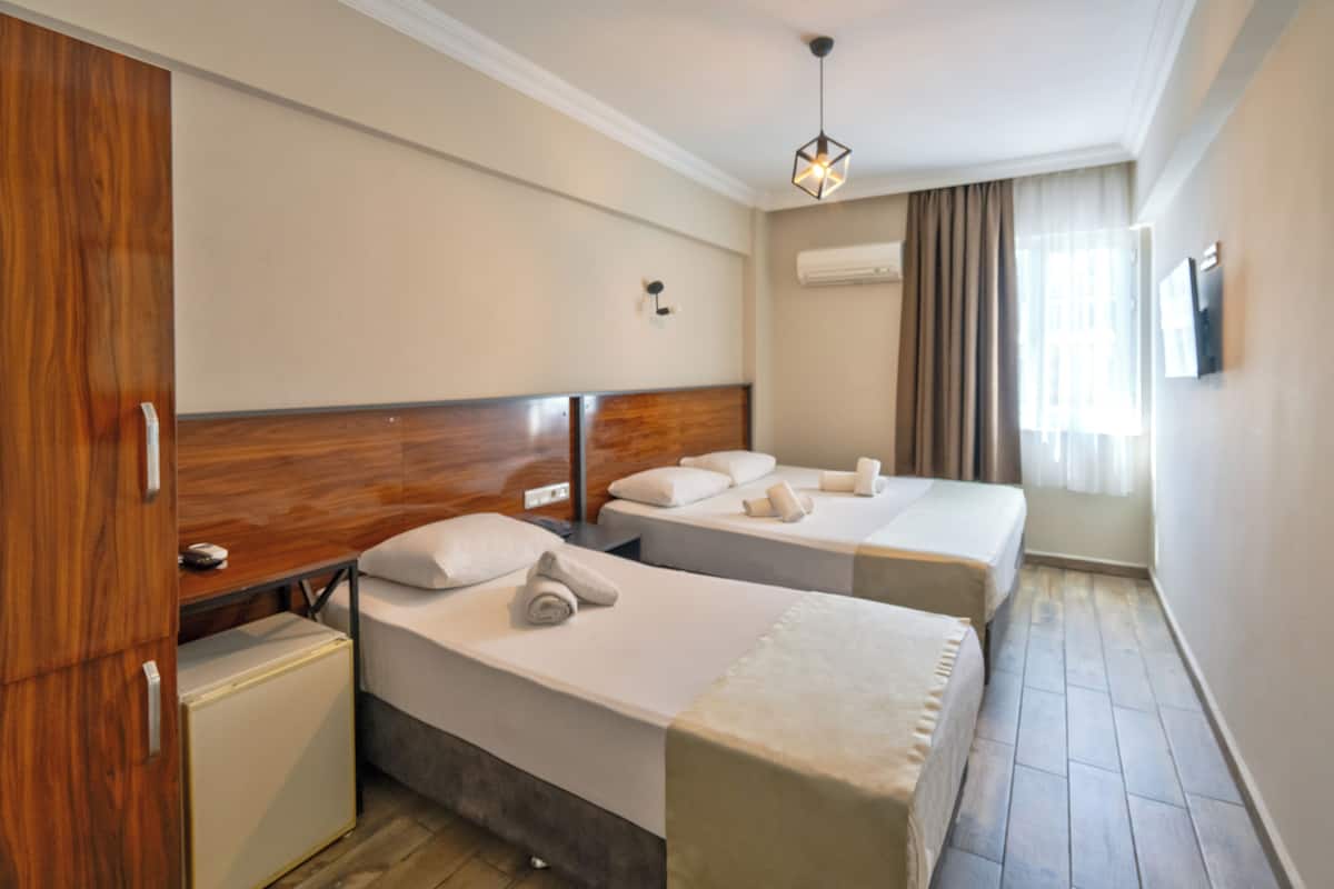 Standard Triple Room | Premium bedding, desk, soundproofing, free WiFi