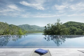 Outdoor pool, pool loungers