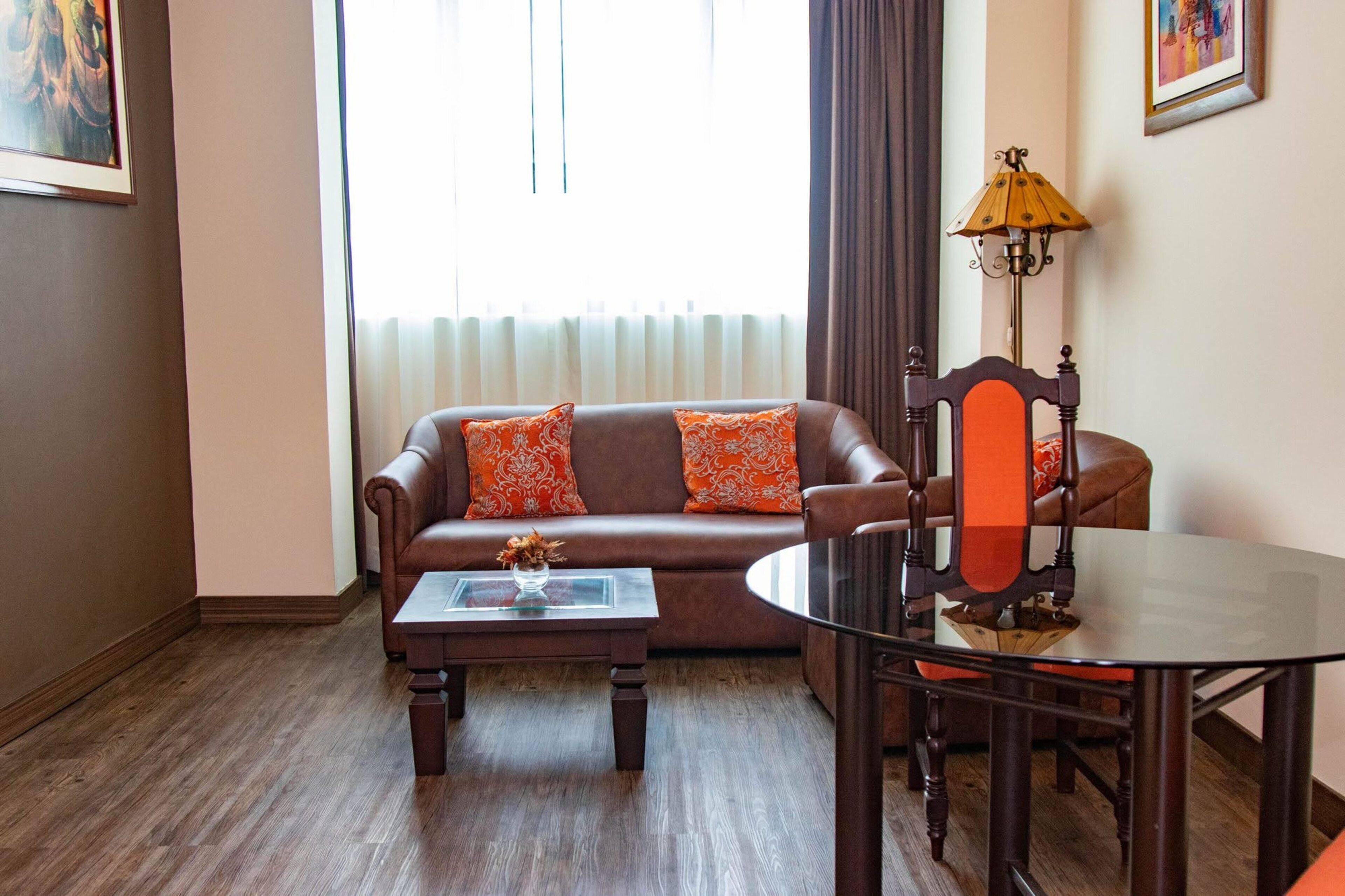 senior suite | living area | 32-inch lcd tv with cable channels, tv