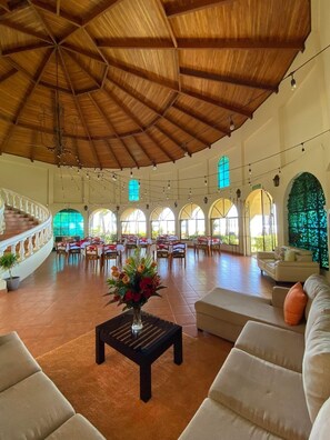 Restaurant - Hotel Delfin Playa Bejuco (Parrita)