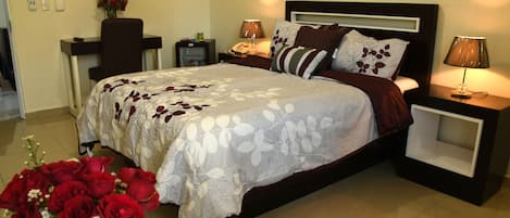 Junior Suite | Minibar, in-room safe, free WiFi, bed sheets