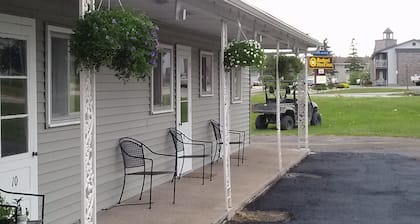 Huron Inn