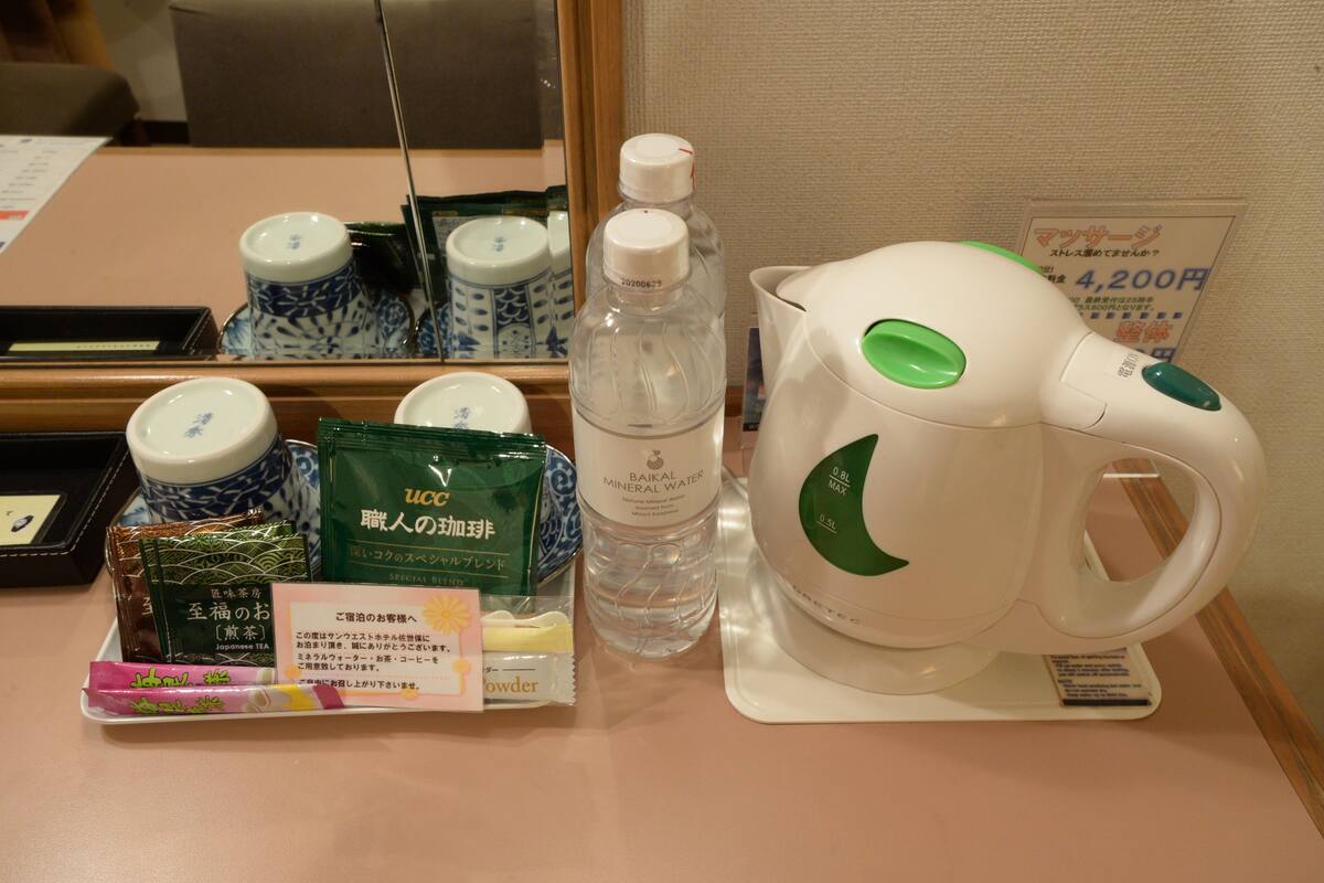 書桌、免費無線上網