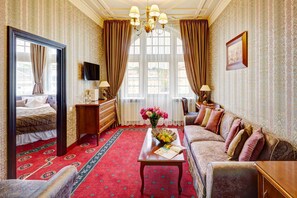 Frette Italian sheets, hypo-allergenic bedding, Select Comfort beds - Atlas Deluxe (Lviv)