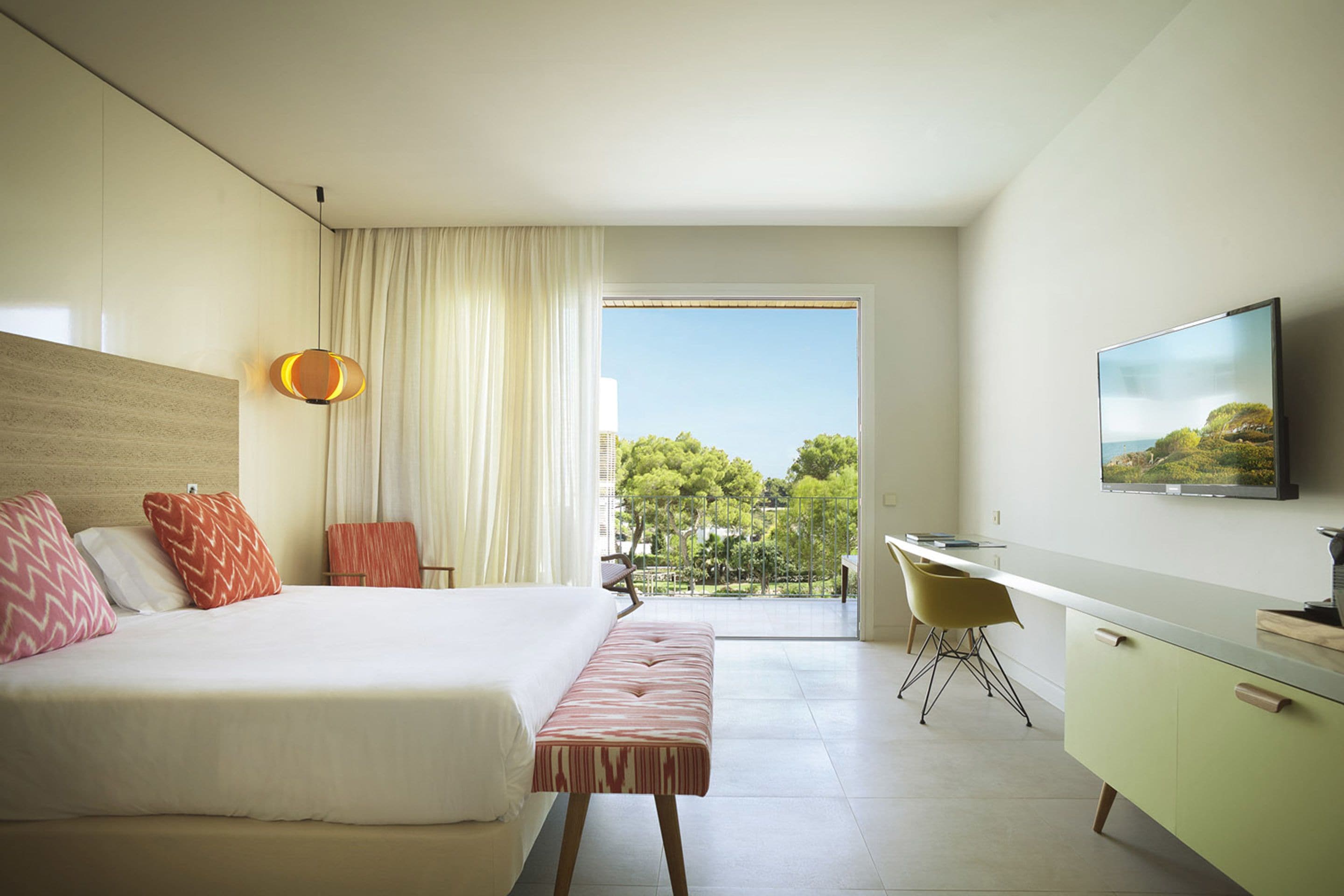 Junior Suite (includes private terrace upstairs) | Minibar, in-room safe, desk, blackout drapes