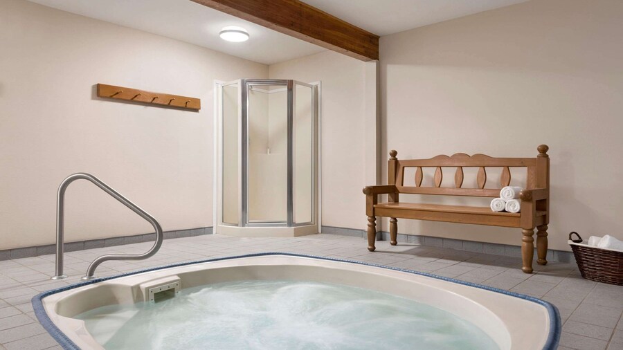 Travelodge by Wyndham McBride