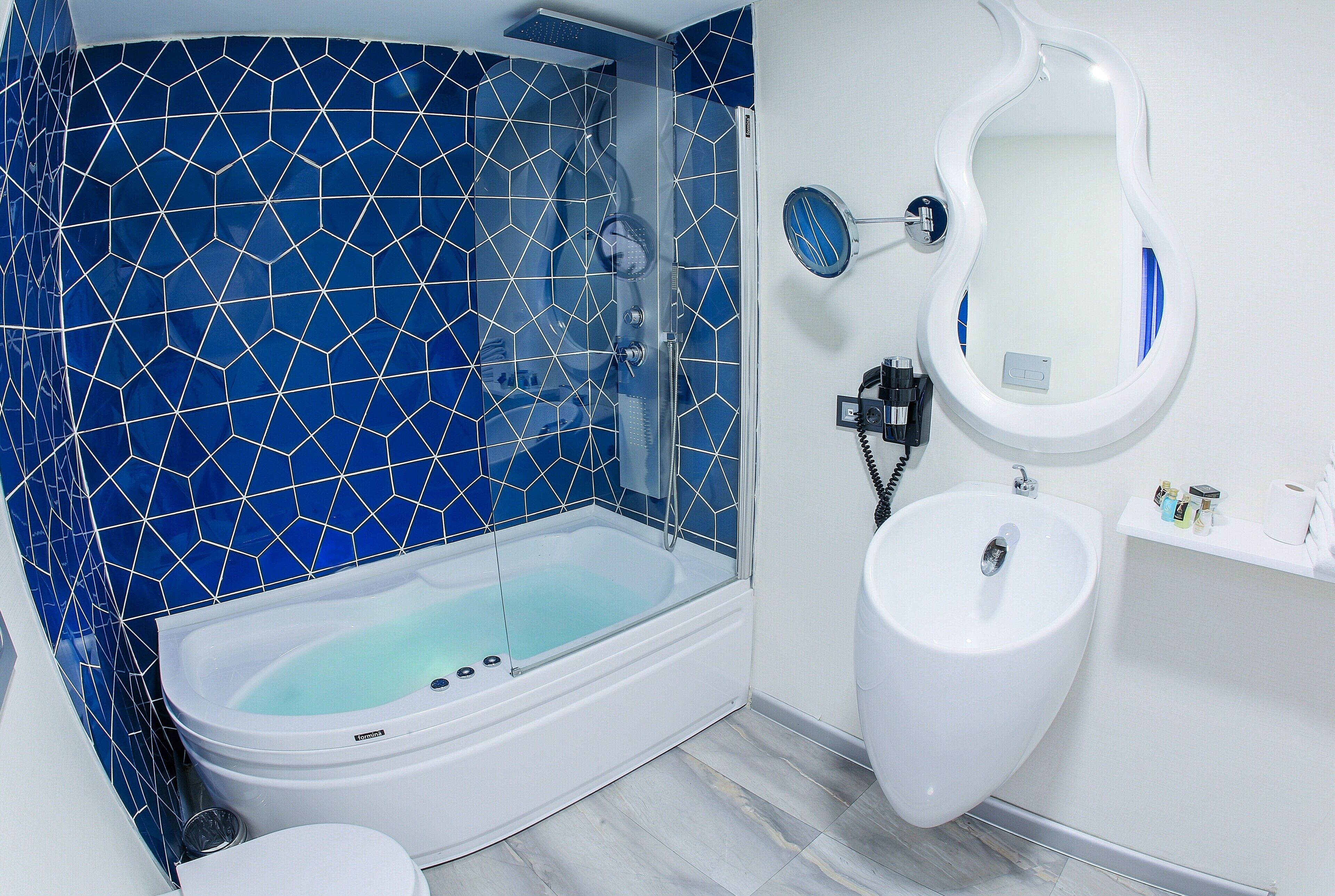 Photo - Demonti Hotel