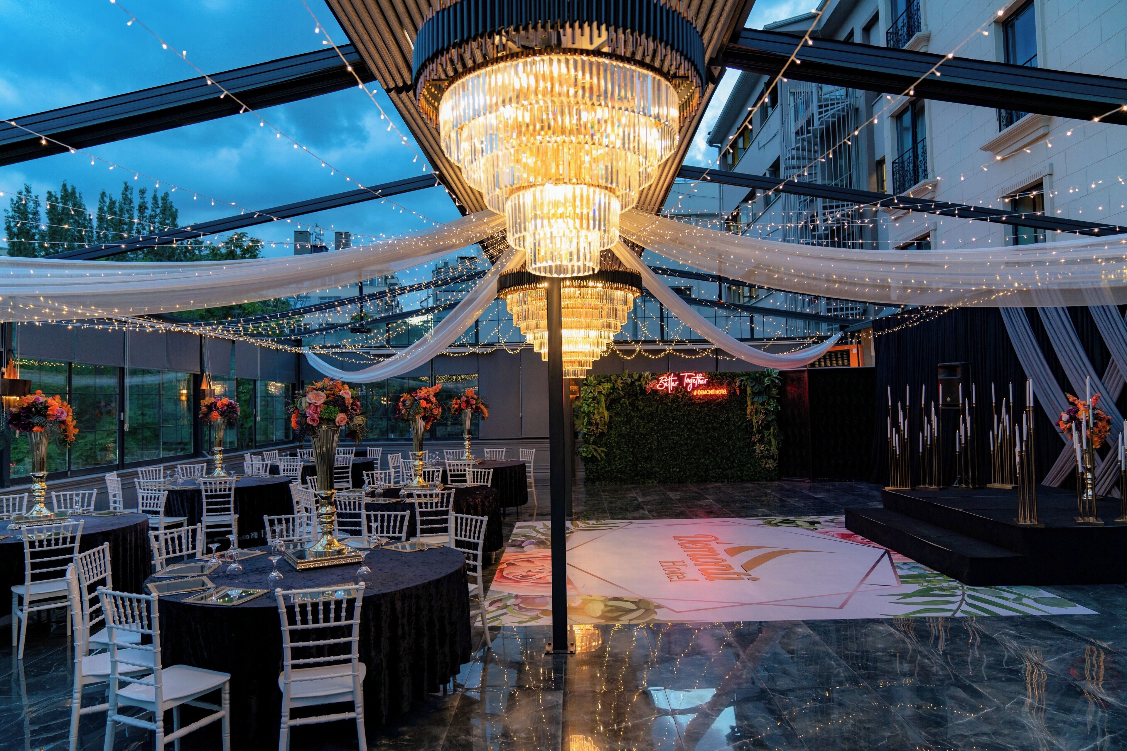 Photo - Demonti Hotel