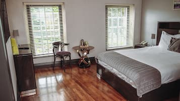 Kamar Double, akses difabel | Setrika/meja setrika, Wi-Fi gratis, dan seprai linen