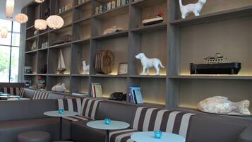 Bar (in der Unterkunft)