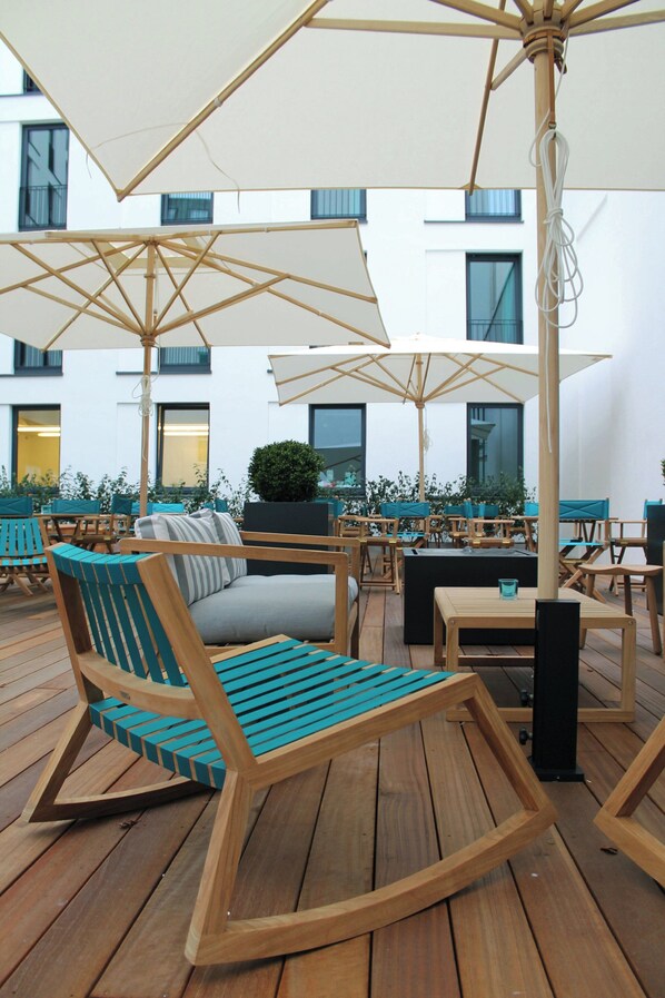 Terrace/patio - Motel One Bremen (Bremen)