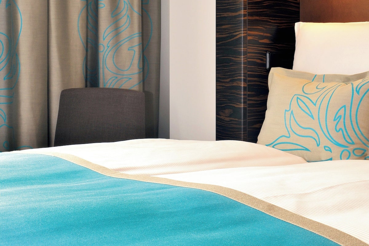 egyptian cotton sheets, premium bedding, blackout curtains