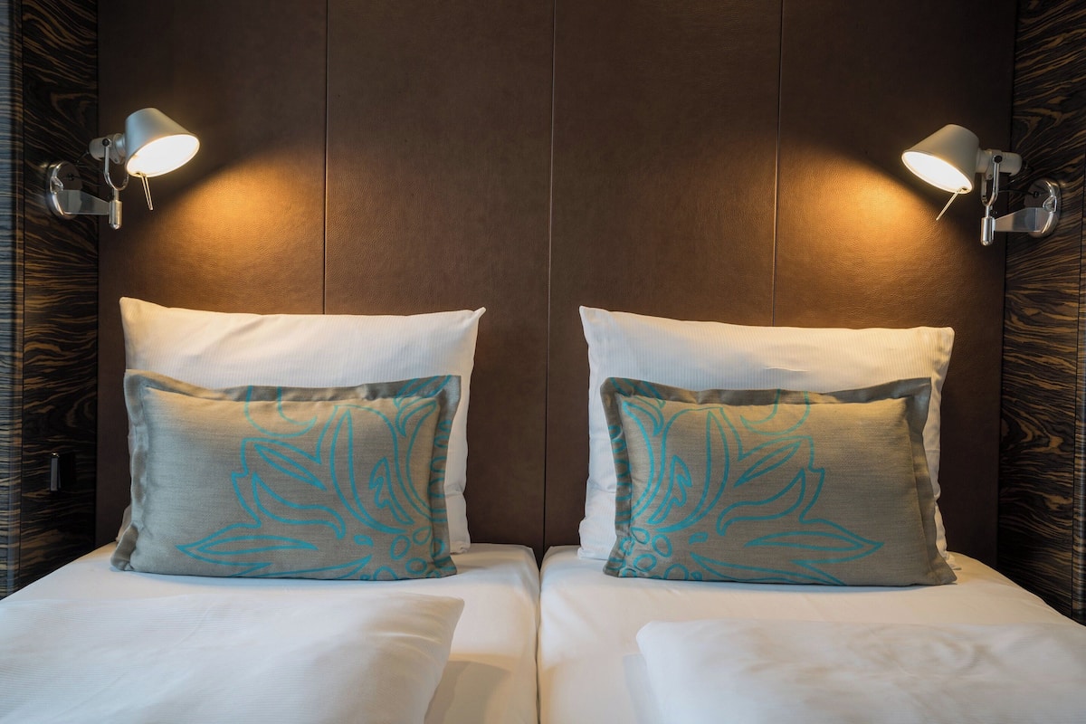 egyptian cotton sheets, premium bedding, blackout curtains