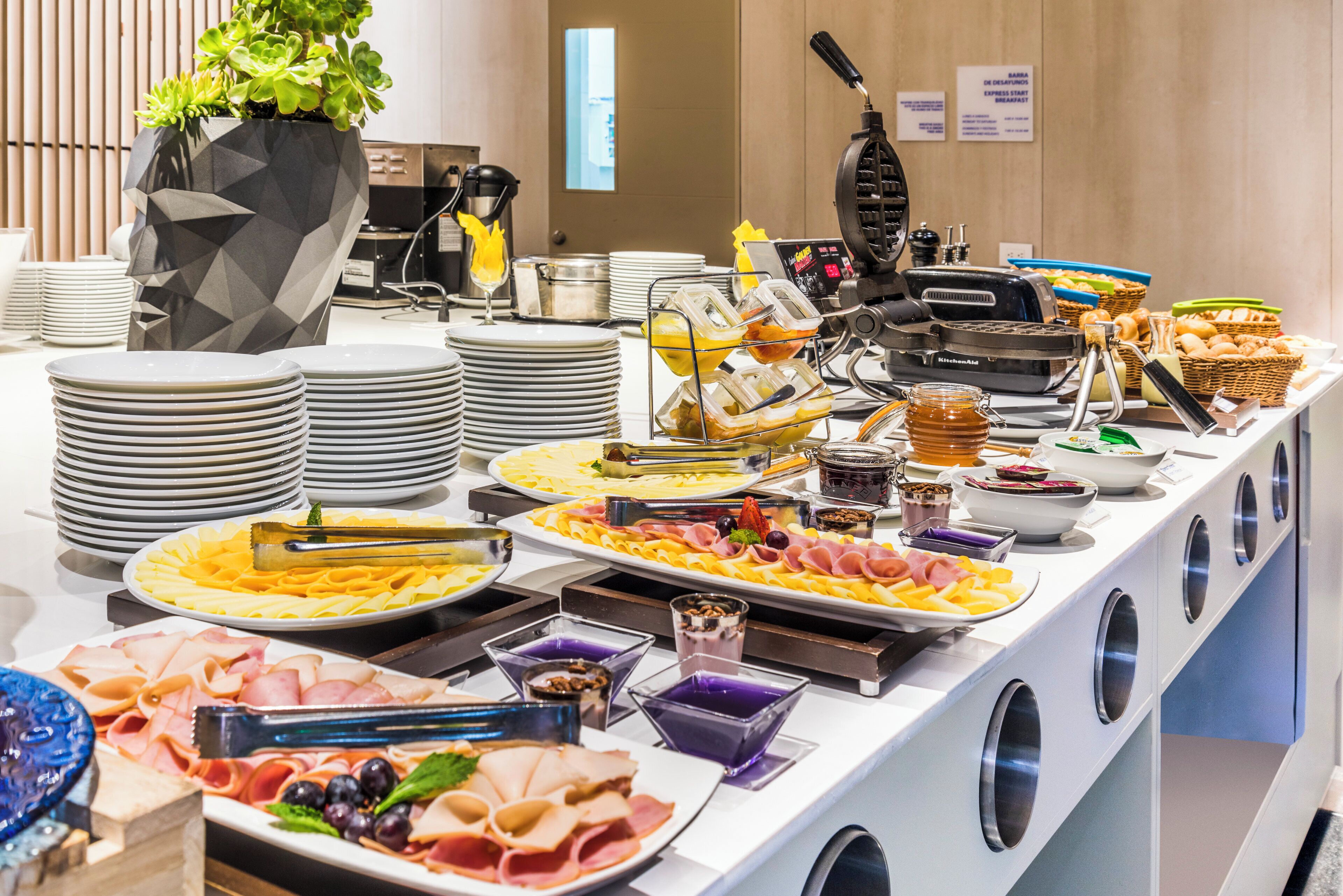 Photo - Holiday Inn Express & Suites Bogota DC