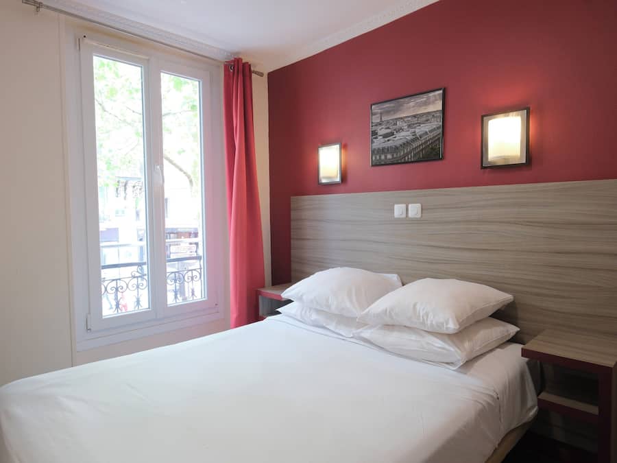 Quarto solteiro | Ferros/tábuas de passar roupa, Wi-Fi de cortesia, roupa de cama