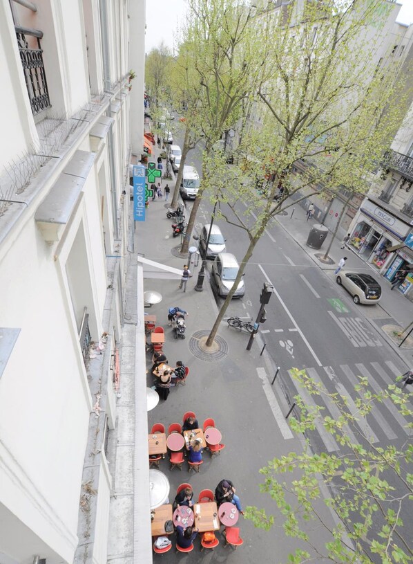 View from property - Hipotel Paris Gambetta Republique (Paris)