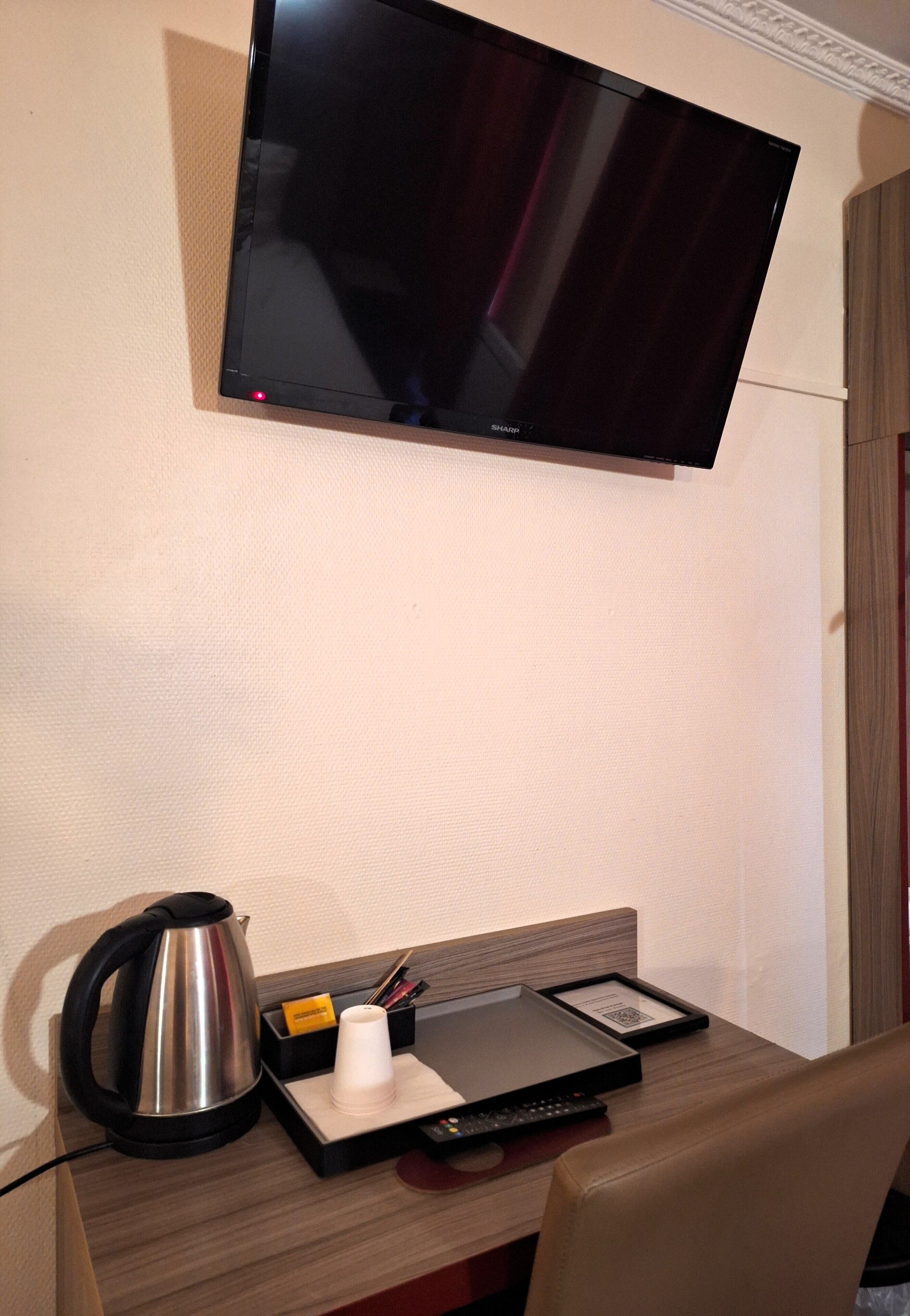 Foto - Hipotel Paris Gambetta République