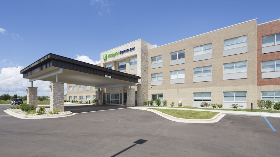 Holiday Inn Express & Suites Rochester Hill - Detroit Area, an IHG Hotel