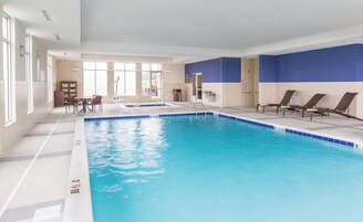 Una piscina techada