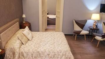 Comfort Suite | Frette Italian sheets, premium bedding, down duvets, memory-foam beds