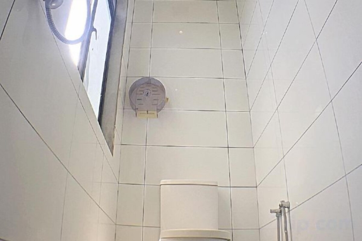 Shower, hair dryer (on request), towels