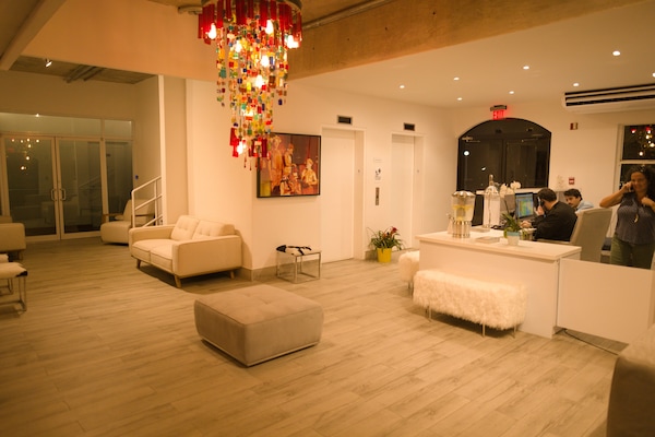 Check-in/check-out kiosk