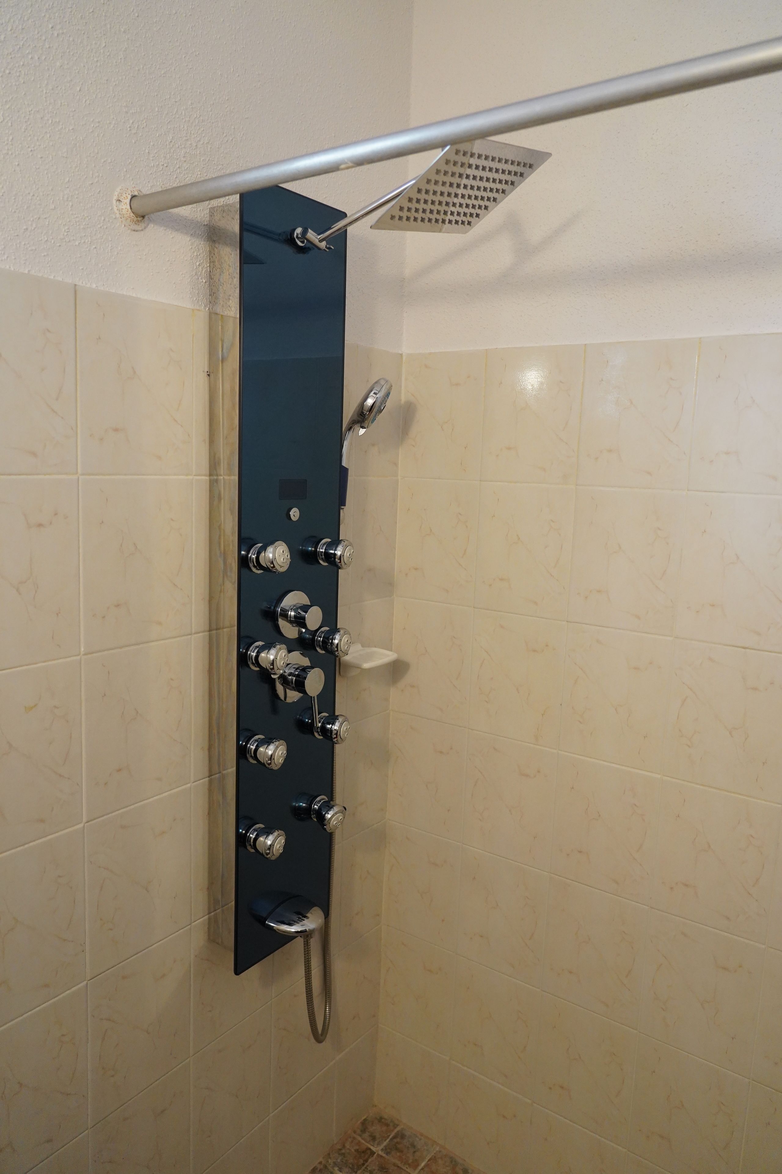 deluxe room | 1 bedroom, iron/ironing board, bed sheets