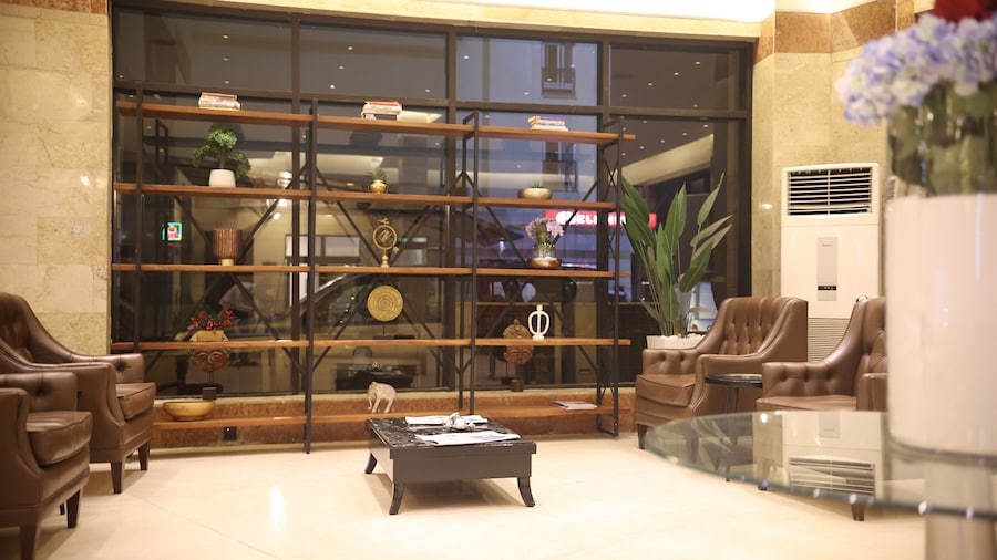 Bolton White Hotel